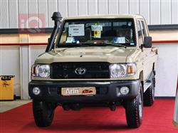 تويوتا لاند كروزر 70 بيك اب